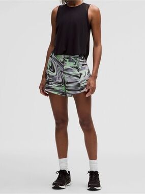 Lululemon Hotty Hot High Rise Short 4" Special Edition Paint Glide Warp Multi 8